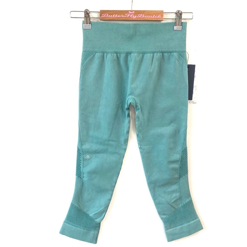 (A53) NUX mesh cropped aqua leggings,โ Size Small, NWT